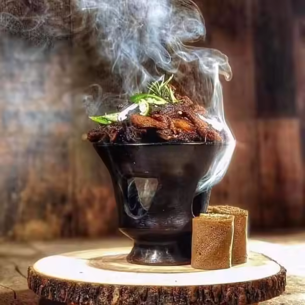 የኢትዮጵያ ሸክላ ጥብስ ምሳ ማቅረቢያ Shekla Tibs Traditional Ethiopian Casserole with Fire Stove ምርጥ ምሳ እና ሙሉ ማቀዝቀዣ